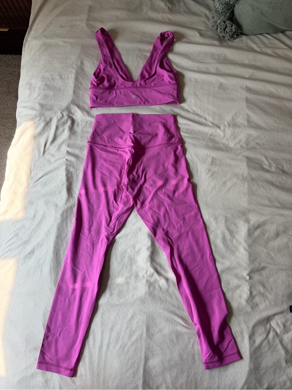Pow Pink Tone SET: Align leggings and V neck bra lululemon